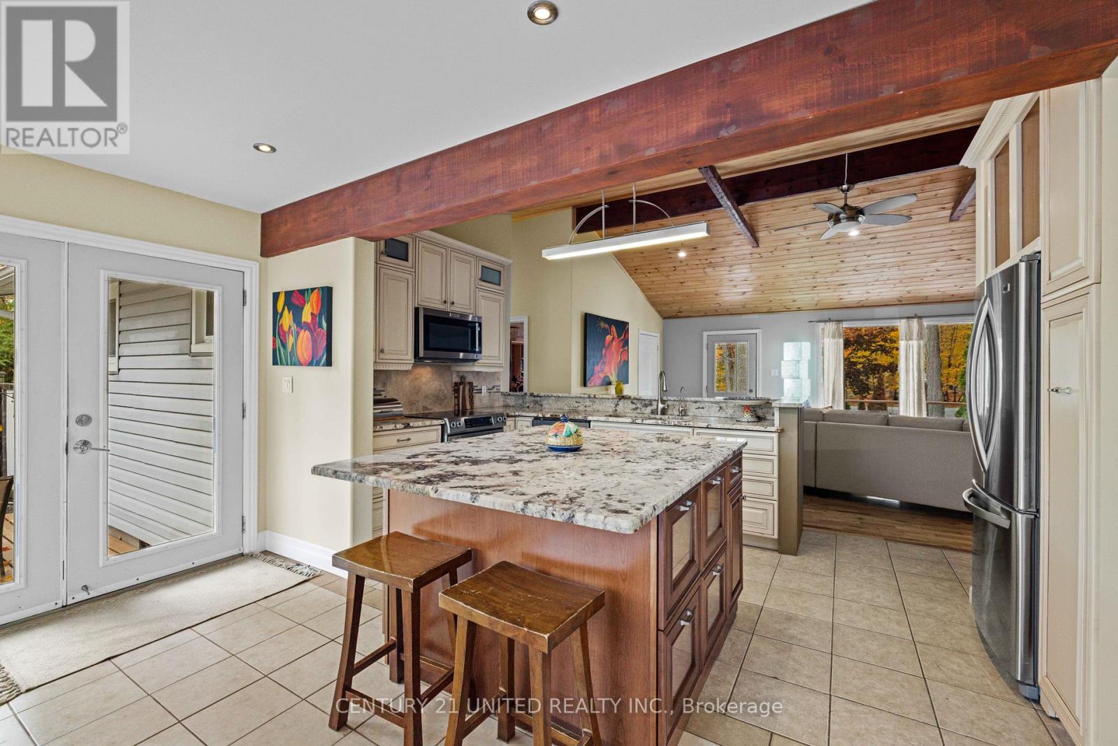 25 Sugarbush Boulevard, Trent Lakes, Ontario  K0L 1J0 - Photo 10 - X12536110