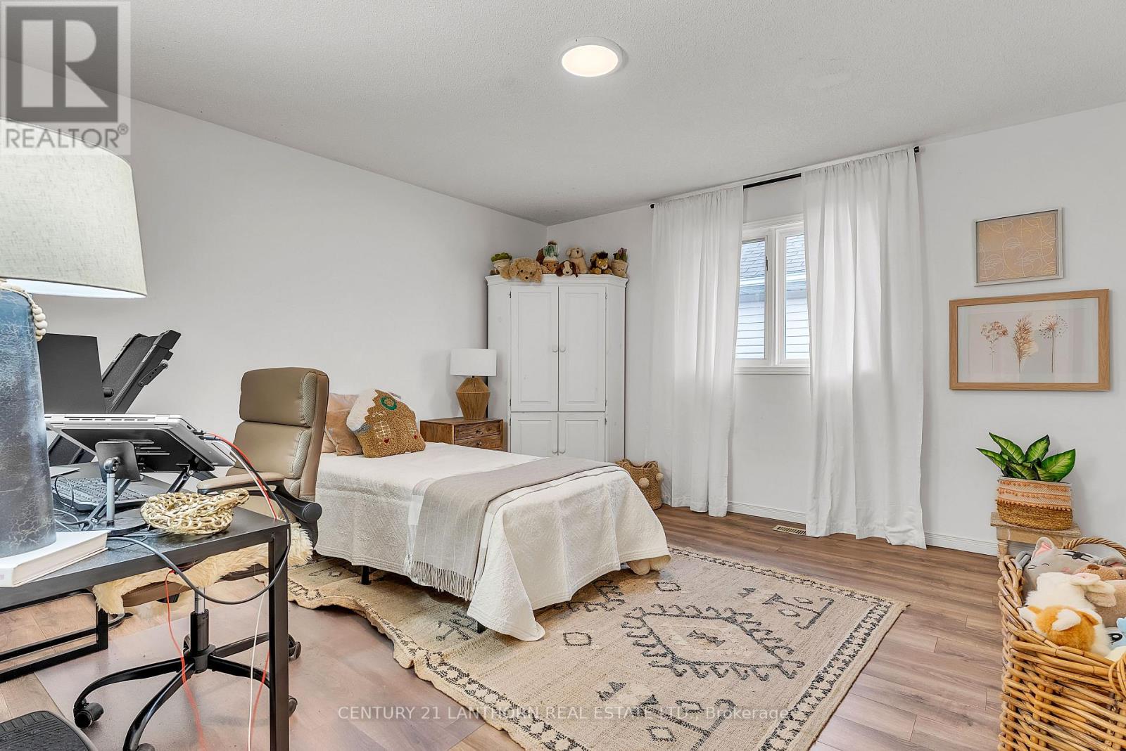 31 First Avenue, Prince Edward County, Ontario  K0K 3L0 - Photo 14 - X12536290