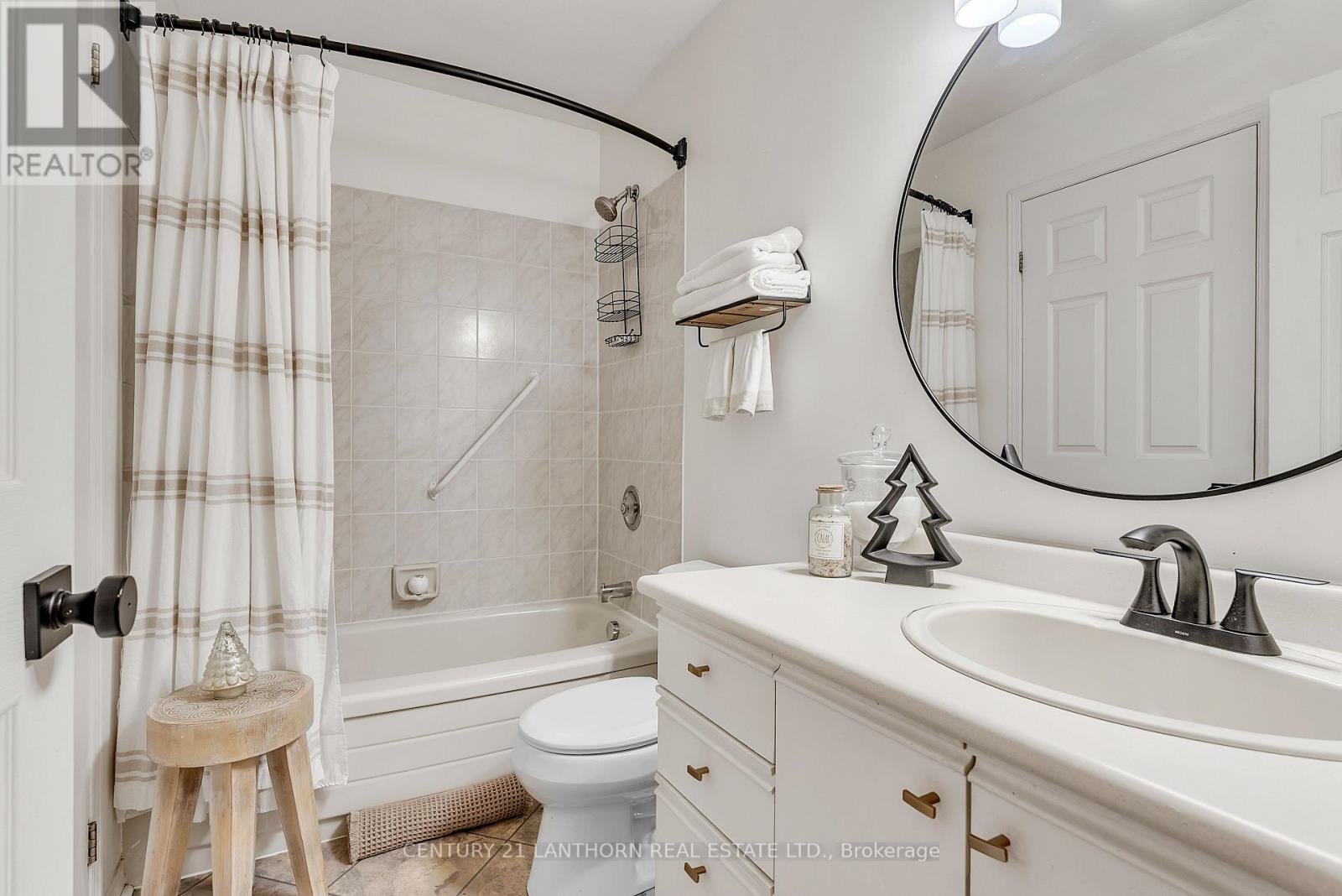 31 First Avenue, Prince Edward County, Ontario  K0K 3L0 - Photo 16 - X12536290