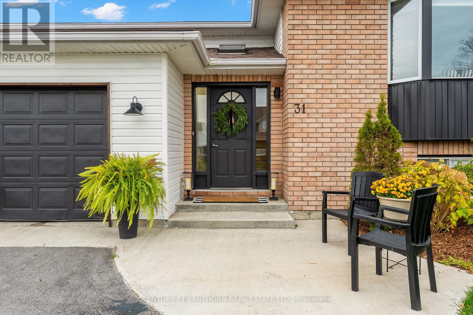 31 First Avenue, Prince Edward County, Ontario  K0K 3L0 - Photo 3 - X12536290