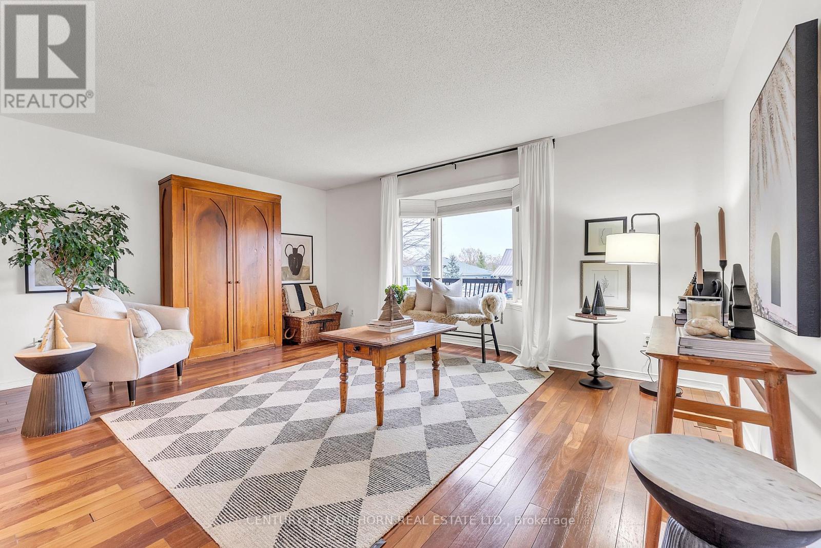 31 First Avenue, Prince Edward County, Ontario  K0K 3L0 - Photo 5 - X12536290