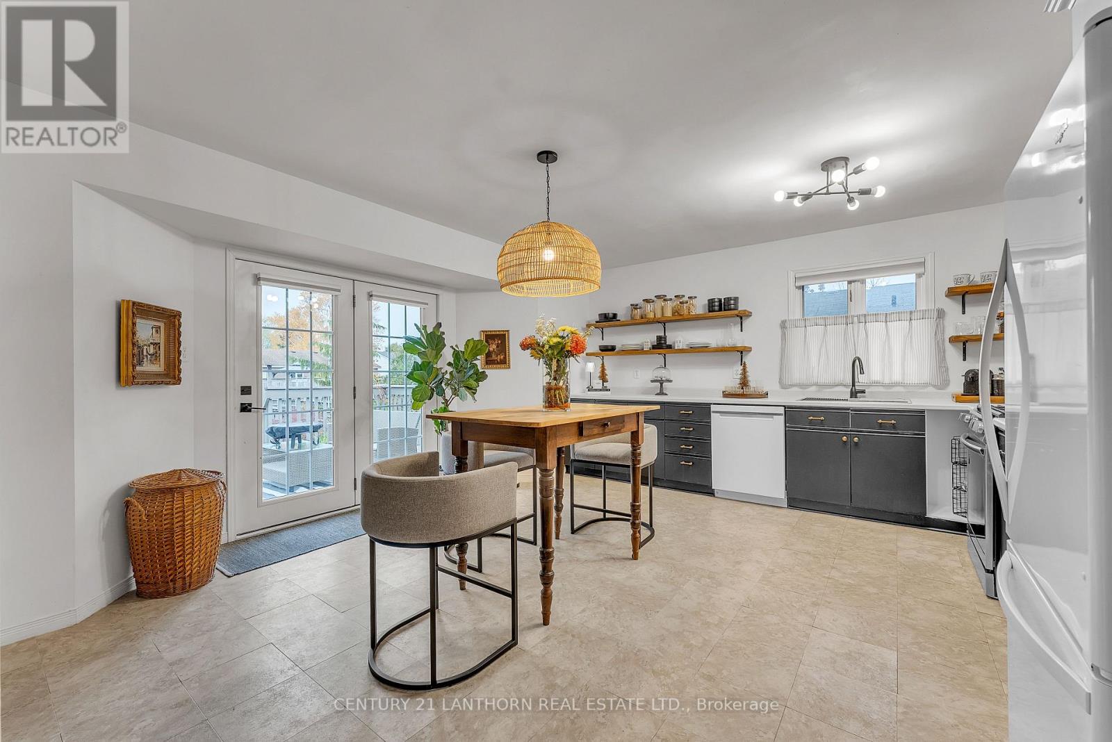 31 First Avenue, Prince Edward County, Ontario  K0K 3L0 - Photo 8 - X12536290