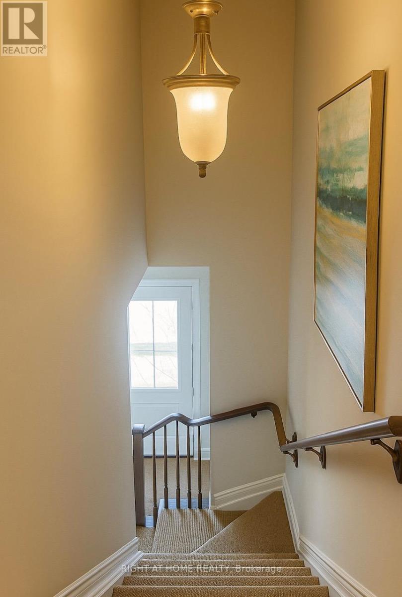 31 Sycamore Street, Welland, Ontario  L3C 0H8 - Photo 9 - X12535966