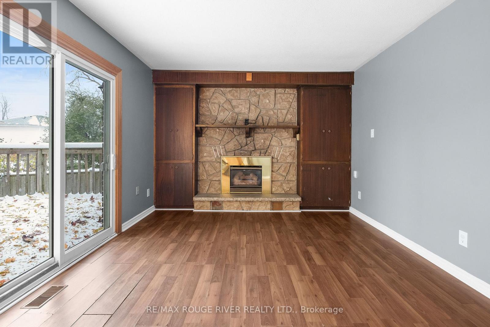 43 O'neil Crescent, Quinte West, Ontario  K8V 5Y5 - Photo 14 - X12536016