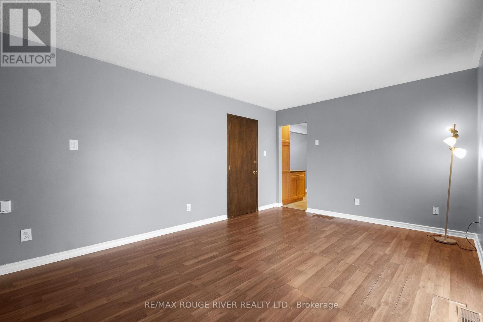 43 O'neil Crescent, Quinte West, Ontario  K8V 5Y5 - Photo 15 - X12536016