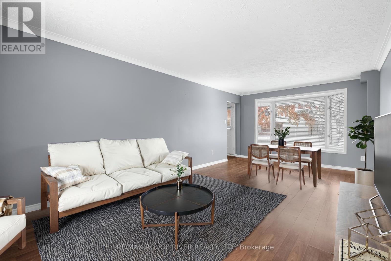 43 O'neil Crescent, Quinte West, Ontario  K8V 5Y5 - Photo 17 - X12536016