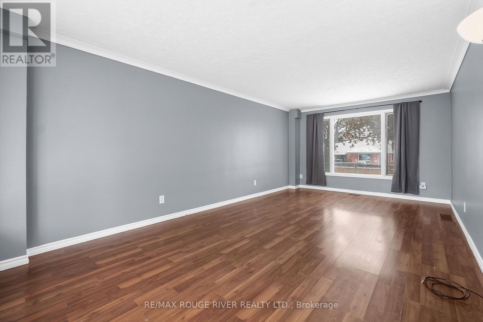 43 O'neil Crescent, Quinte West, Ontario  K8V 5Y5 - Photo 18 - X12536016