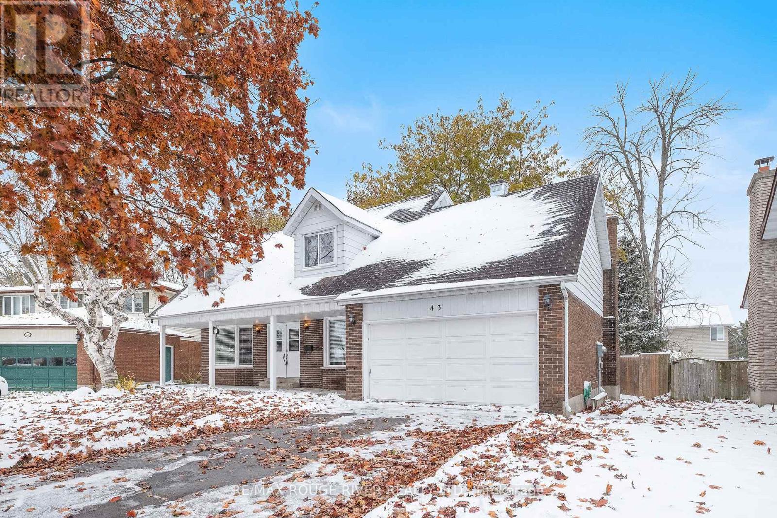 43 O'neil Crescent, Quinte West, Ontario  K8V 5Y5 - Photo 2 - X12536016