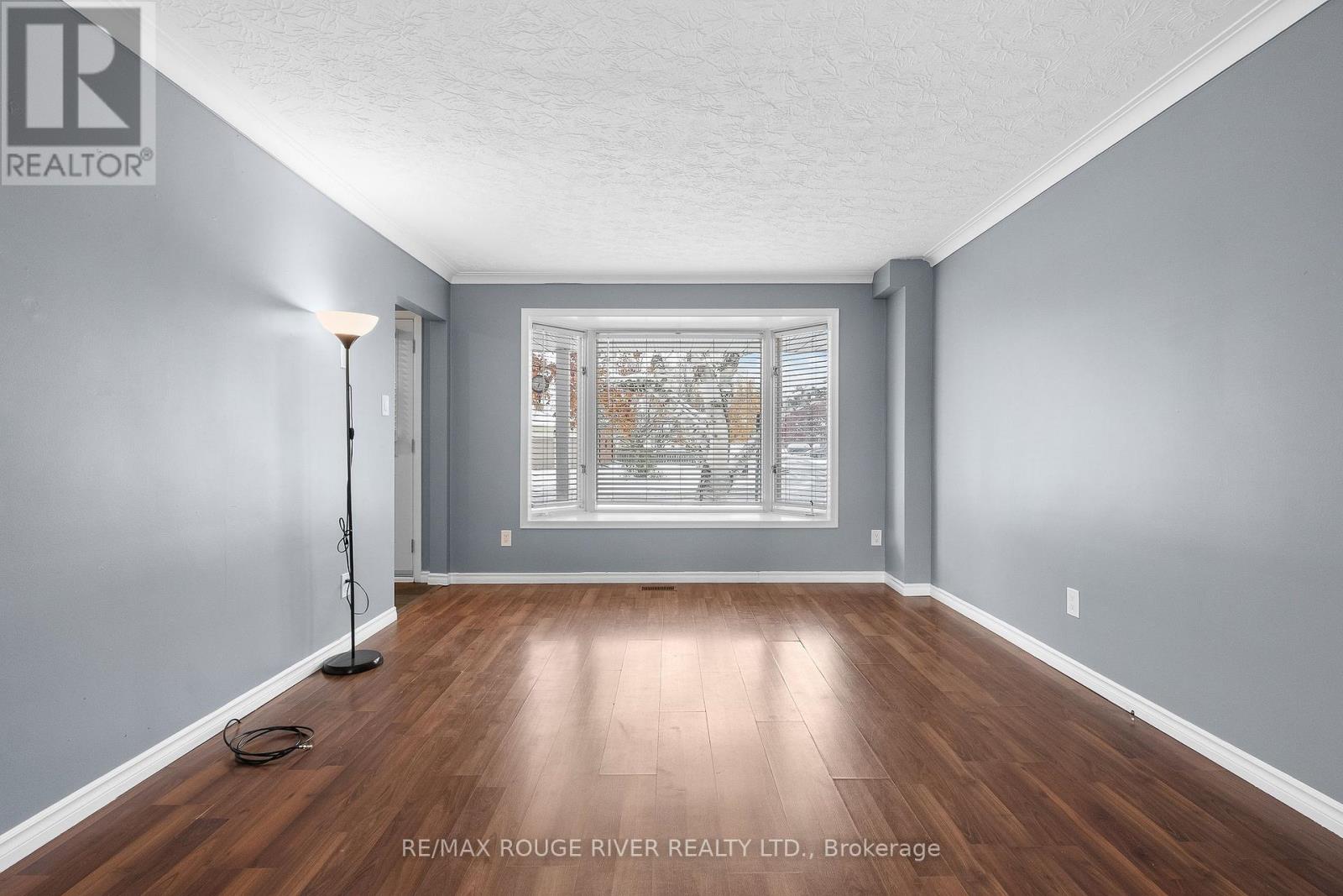 43 O'neil Crescent, Quinte West, Ontario  K8V 5Y5 - Photo 21 - X12536016