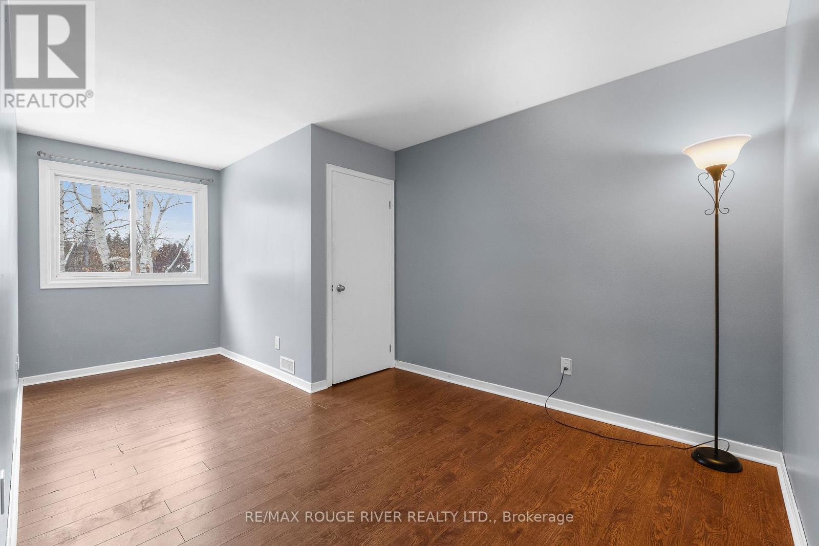 43 O'neil Crescent, Quinte West, Ontario  K8V 5Y5 - Photo 29 - X12536016