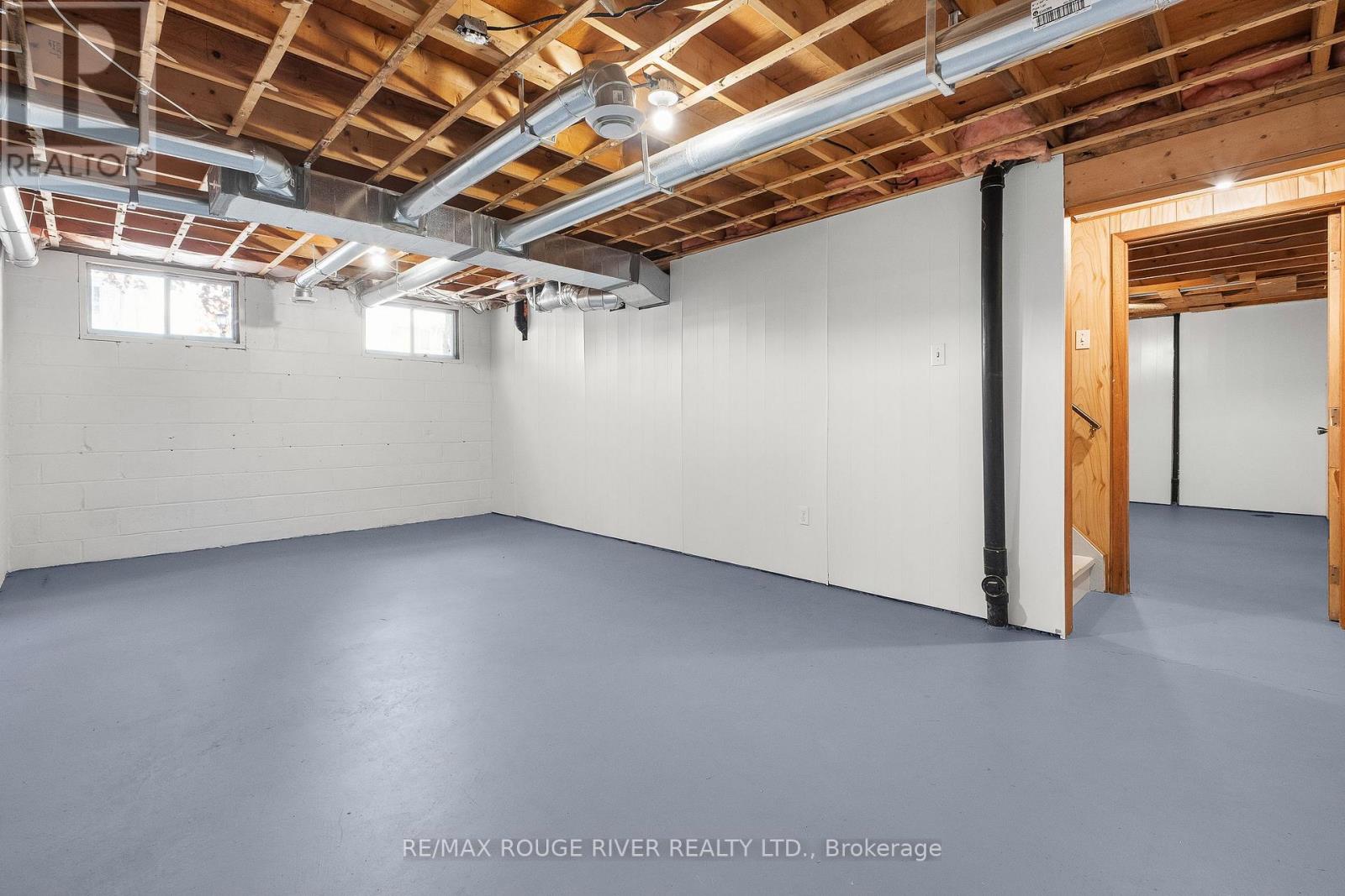 43 O'neil Crescent, Quinte West, Ontario  K8V 5Y5 - Photo 39 - X12536016