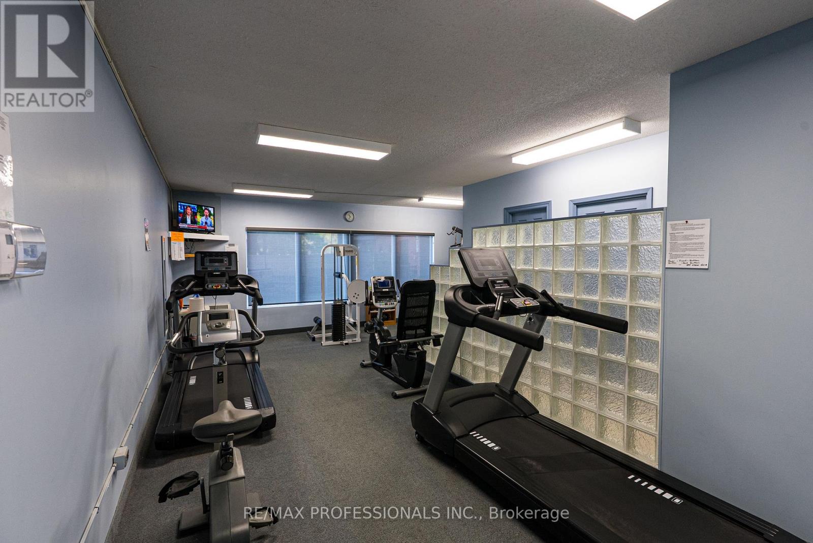 905 - 9 Bonheur Court, Brantford, Ontario  N3P 1Z5 - Photo 24 - X12536024