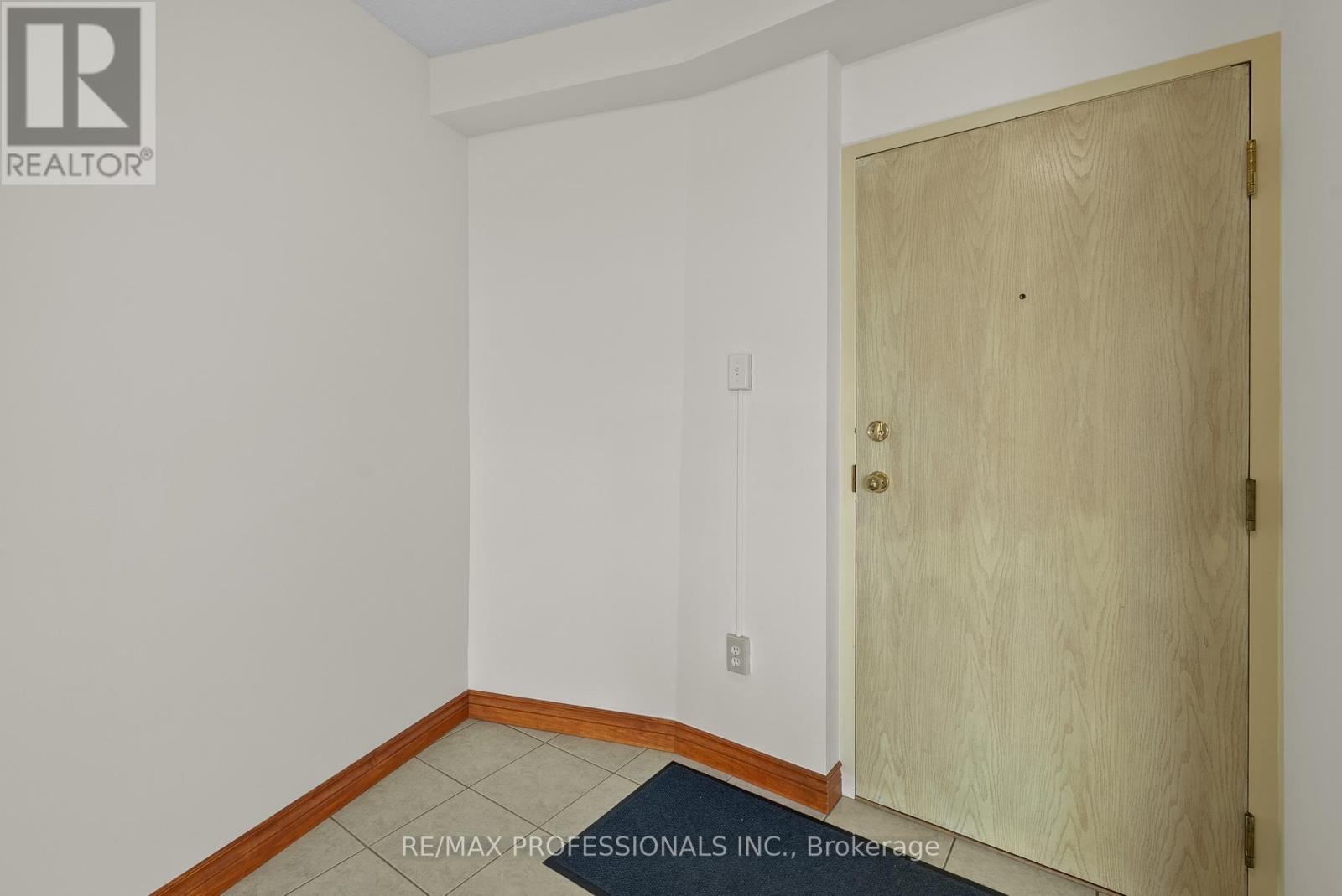 905 - 9 Bonheur Court, Brantford, Ontario  N3P 1Z5 - Photo 5 - X12536024