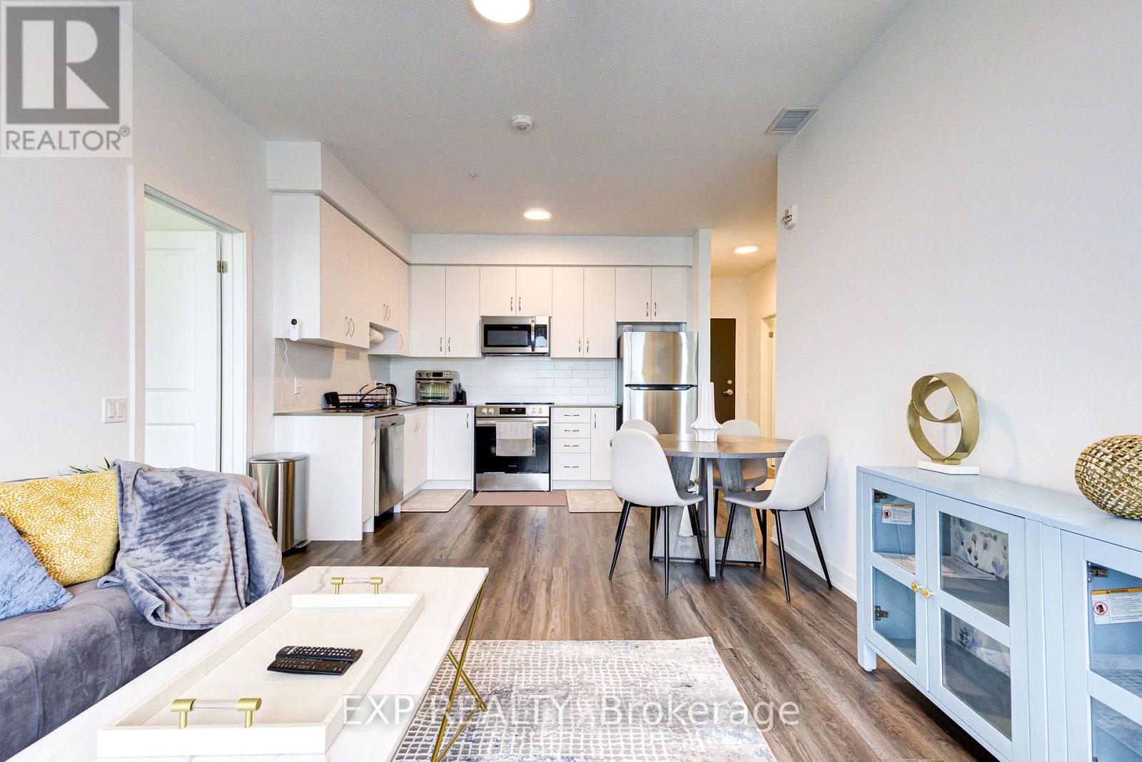 418 - 385 ARCTIC RED DRIVE N, Oshawa, Ontario