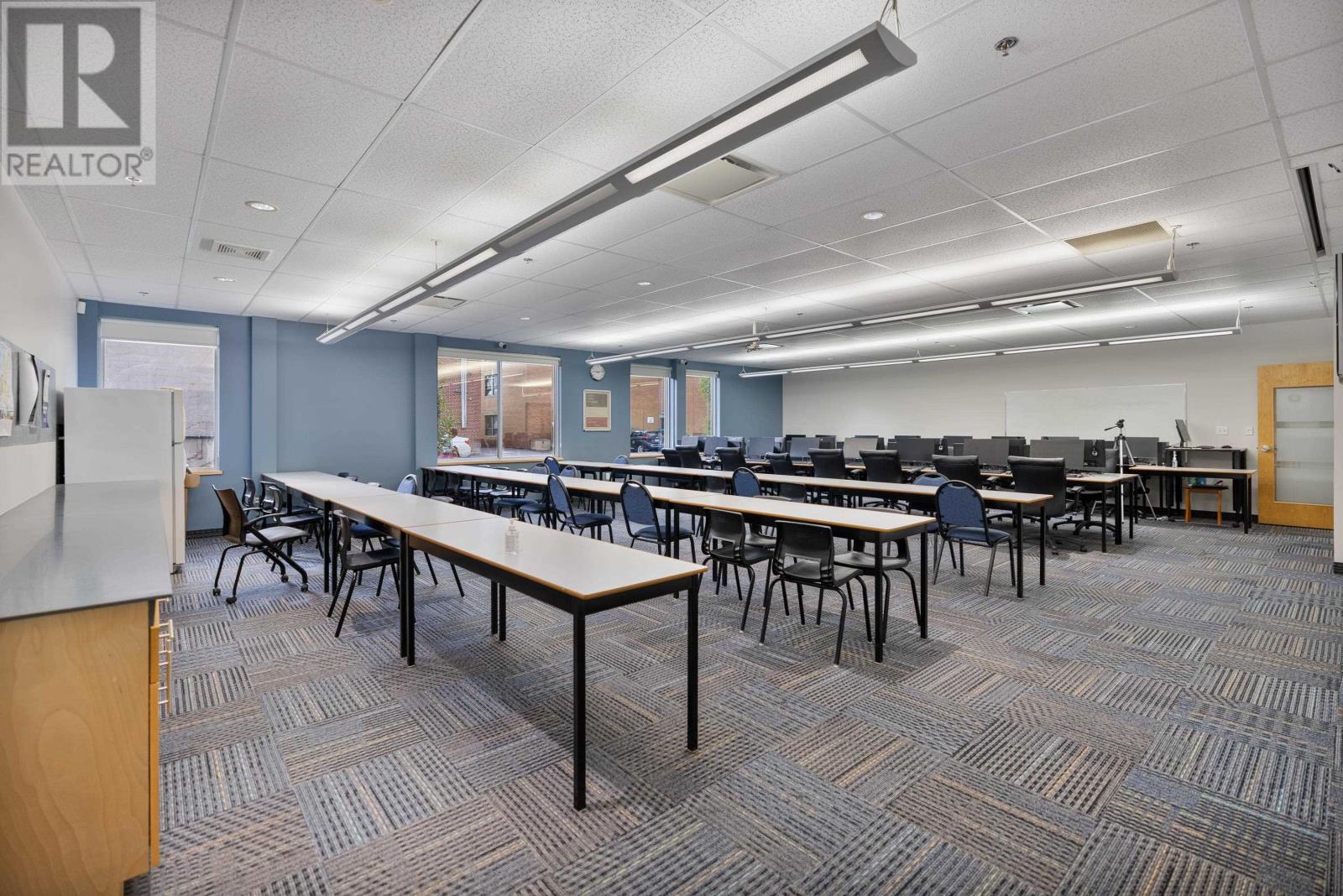 223 Queen Street, Charlottetown, Prince Edward Island  C1A 4B9 - Photo 12 - 202527704