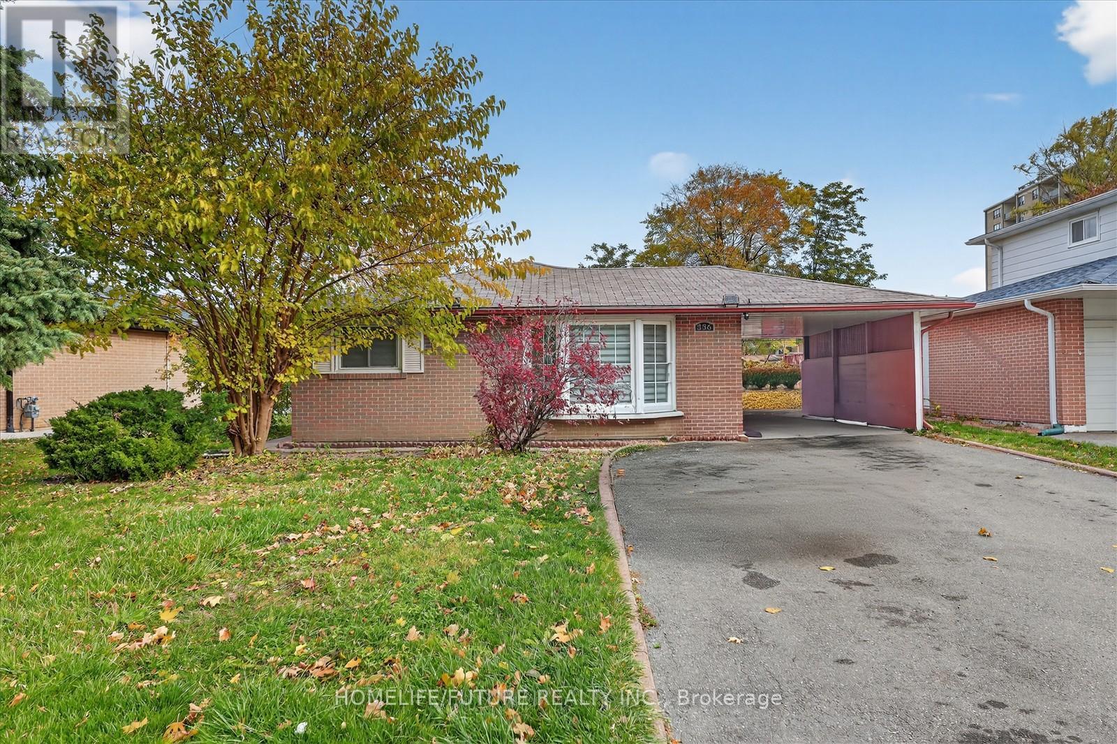 336 Bartley Bull Parkway, Brampton, Ontario L6W 2L3 - Photo 2 - W12522228