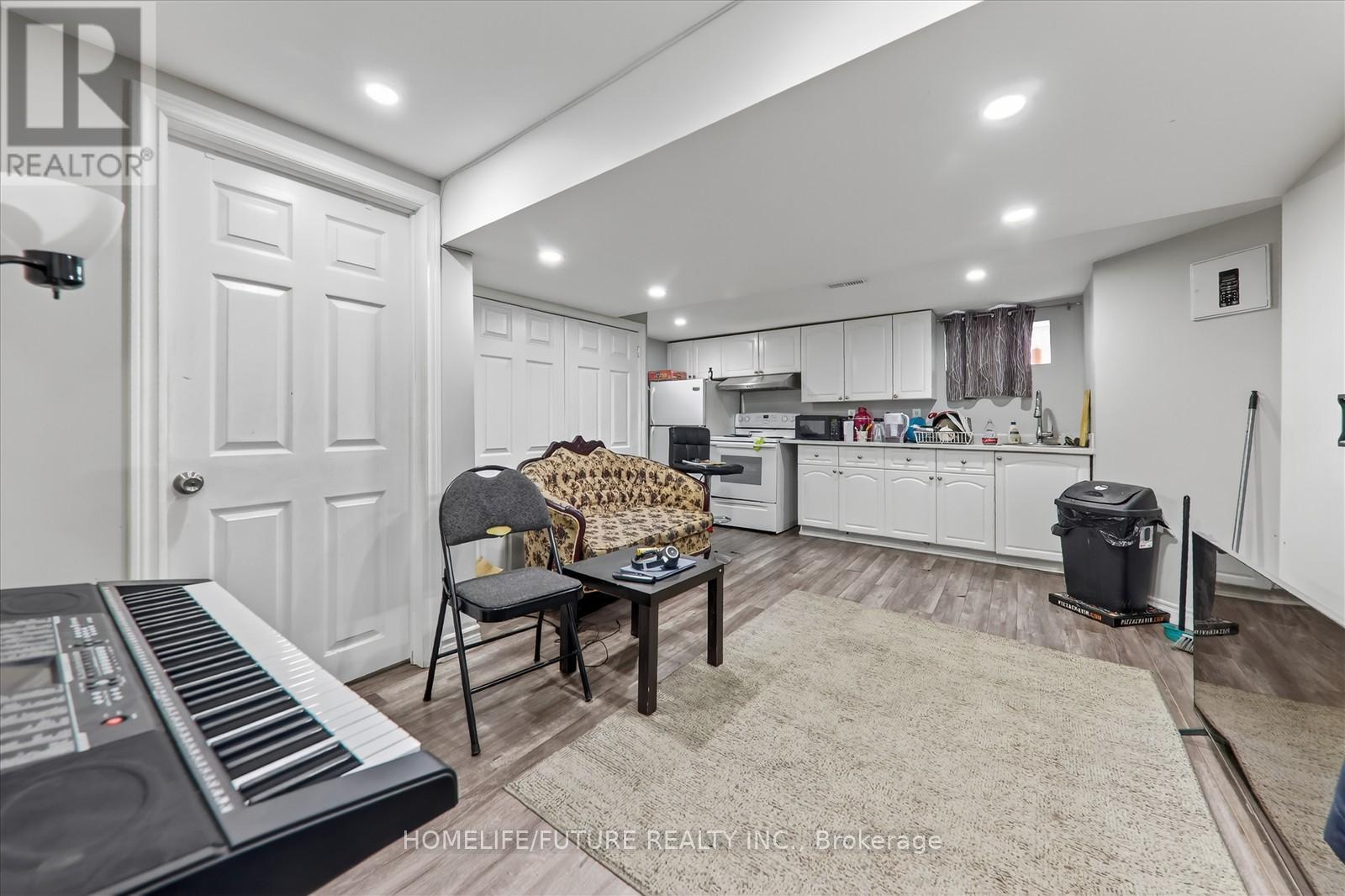 336 Bartley Bull Parkway, Brampton, Ontario L6W 2L3 - Photo 27 - W12522228