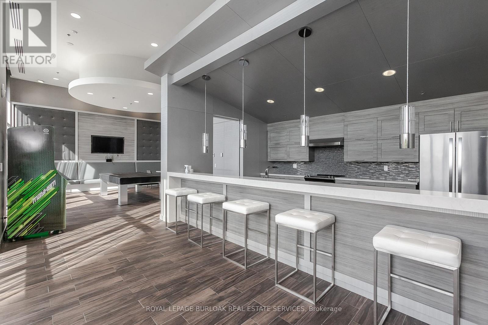 2307 - 2087 Fairview Street, Burlington, Ontario  L7R 0E5 - Photo 23 - W12524096