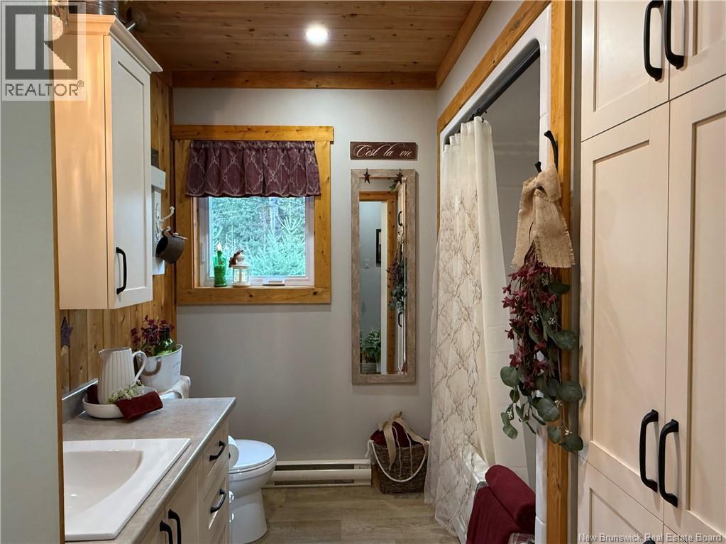 101 Coombes Road, Grand-Sault/grand Falls, New Brunswick  E7E 2P8 - Photo 22 - NB129655