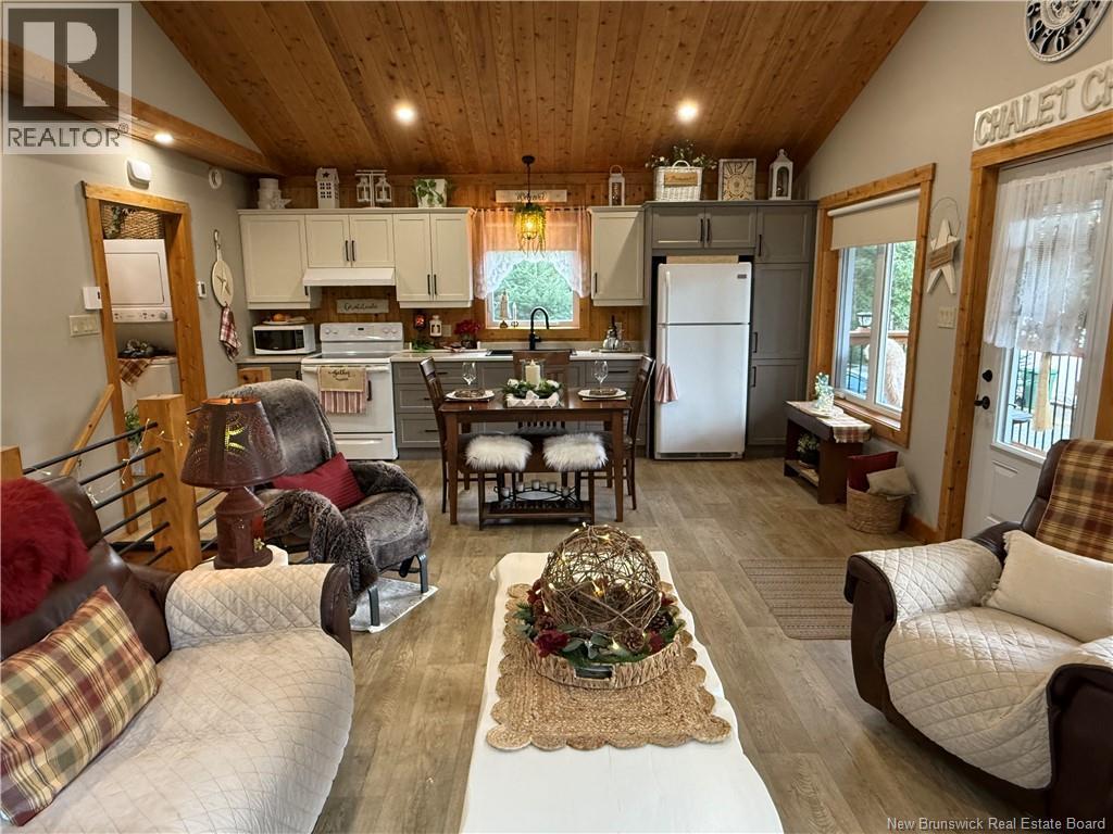 101 Coombes Road, Grand-Sault/grand Falls, New Brunswick  E7E 2P8 - Photo 17 - NB129655