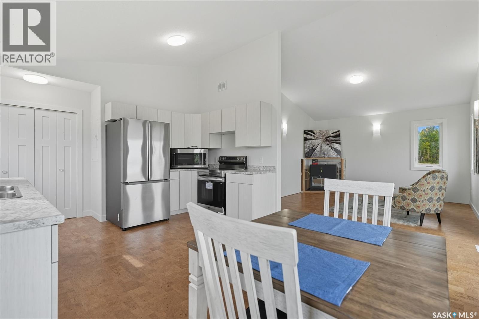 Meeting Lake Cottage Home, Meeting Lake, Saskatchewan  S0M 2L0 - Photo 10 - SK023867