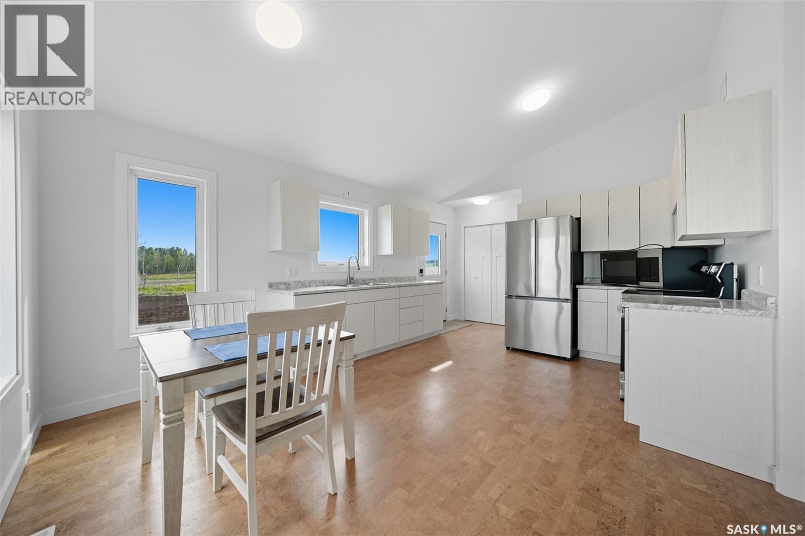 Meeting Lake Cottage Home, Meeting Lake, Saskatchewan  S0M 2L0 - Photo 9 - SK023867