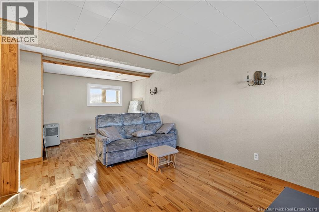 595 St Simon, Bathurst, New Brunswick  E2A 3L7 - Photo 26 - NB129958