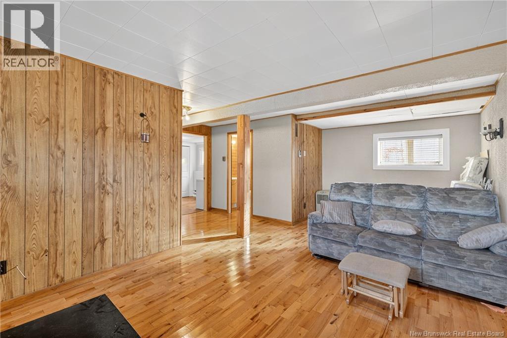 595 St Simon, Bathurst, New Brunswick  E2A 3L7 - Photo 27 - NB129958