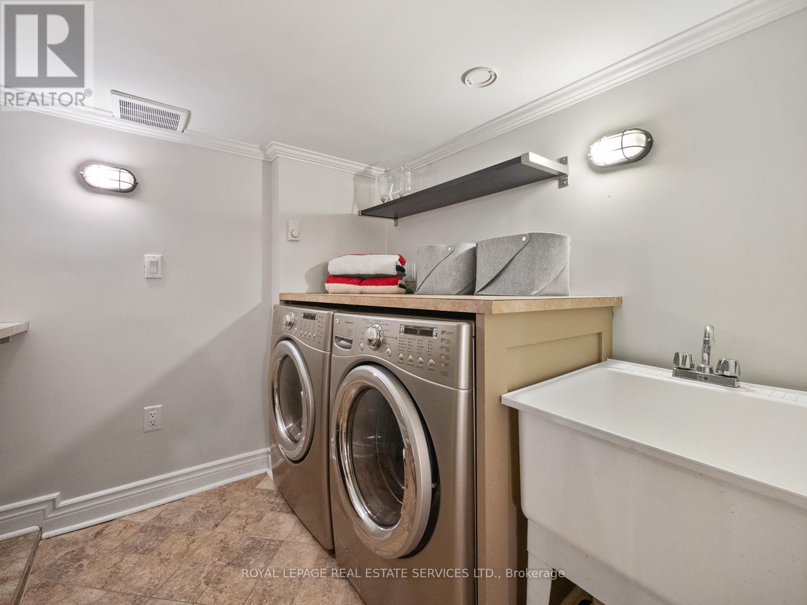 248 Tyrrel Avenue, Toronto, Ontario  M6G 2H1 - Photo 35 - C12536054