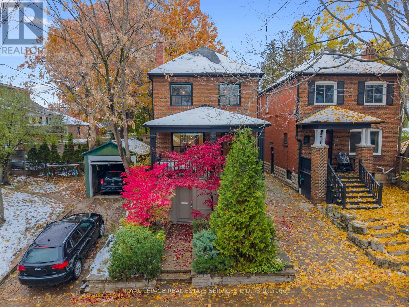 248 Tyrrel Avenue, Toronto, Ontario  M6G 2H1 - Photo 4 - C12536054
