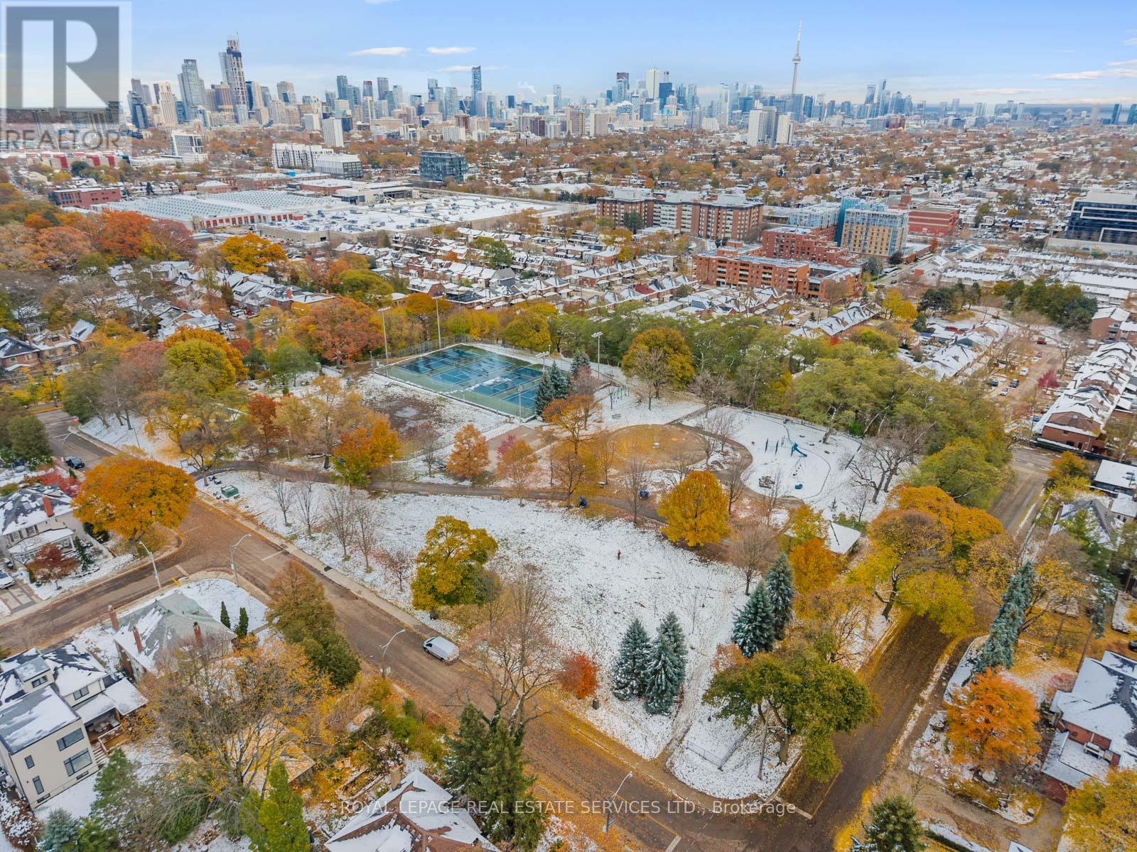 248 Tyrrel Avenue, Toronto, Ontario  M6G 2H1 - Photo 48 - C12536054