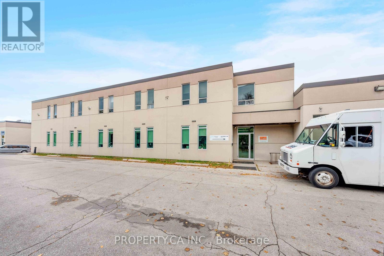 2 - 30 LESMILL ROAD, Toronto, Ontario