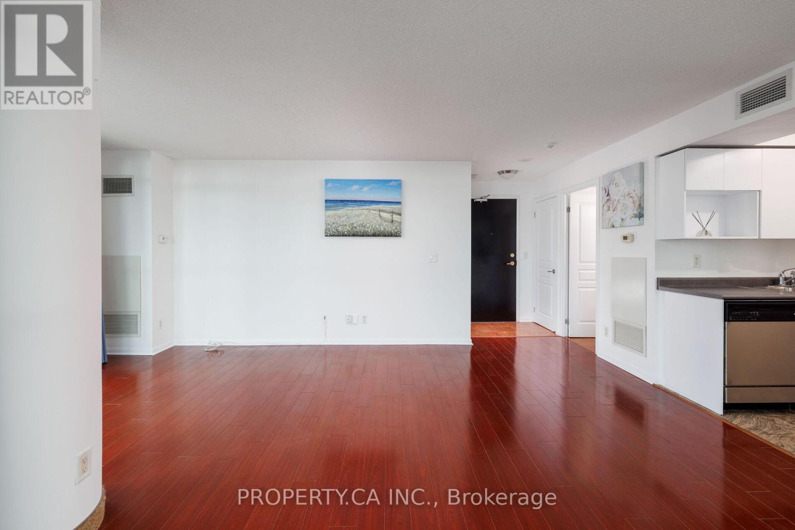 2011 - 18 Yonge Street, Toronto, Ontario  M5E 1Z8 - Photo 5 - C12536066