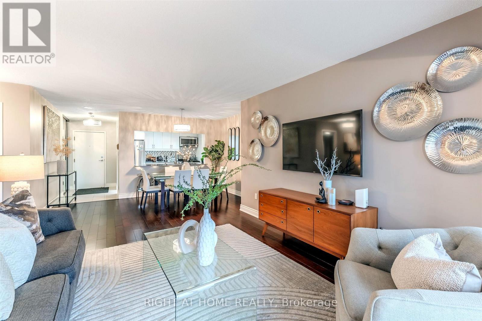 2007 - 5 Concorde Place, Toronto, Ontario  M3C 3M8 - Photo 15 - C12536072