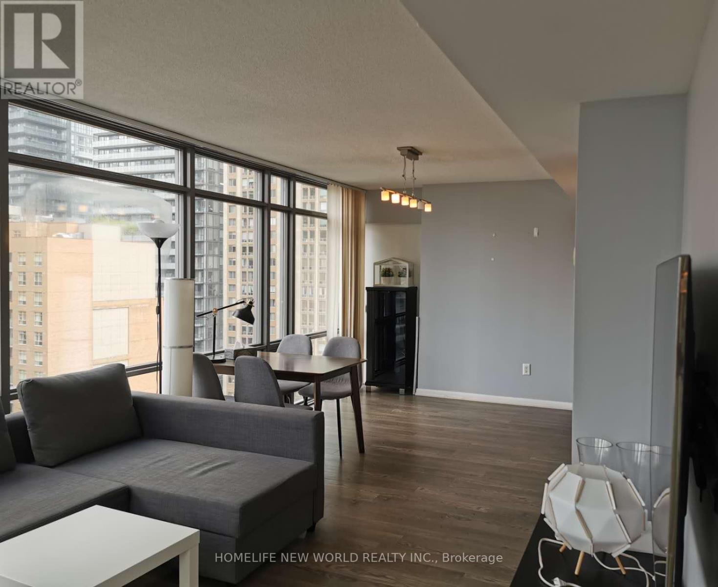 1307 - 37 Grosvenor Street, Toronto, Ontario  M4Y 3G5 - Photo 9 - C12536094