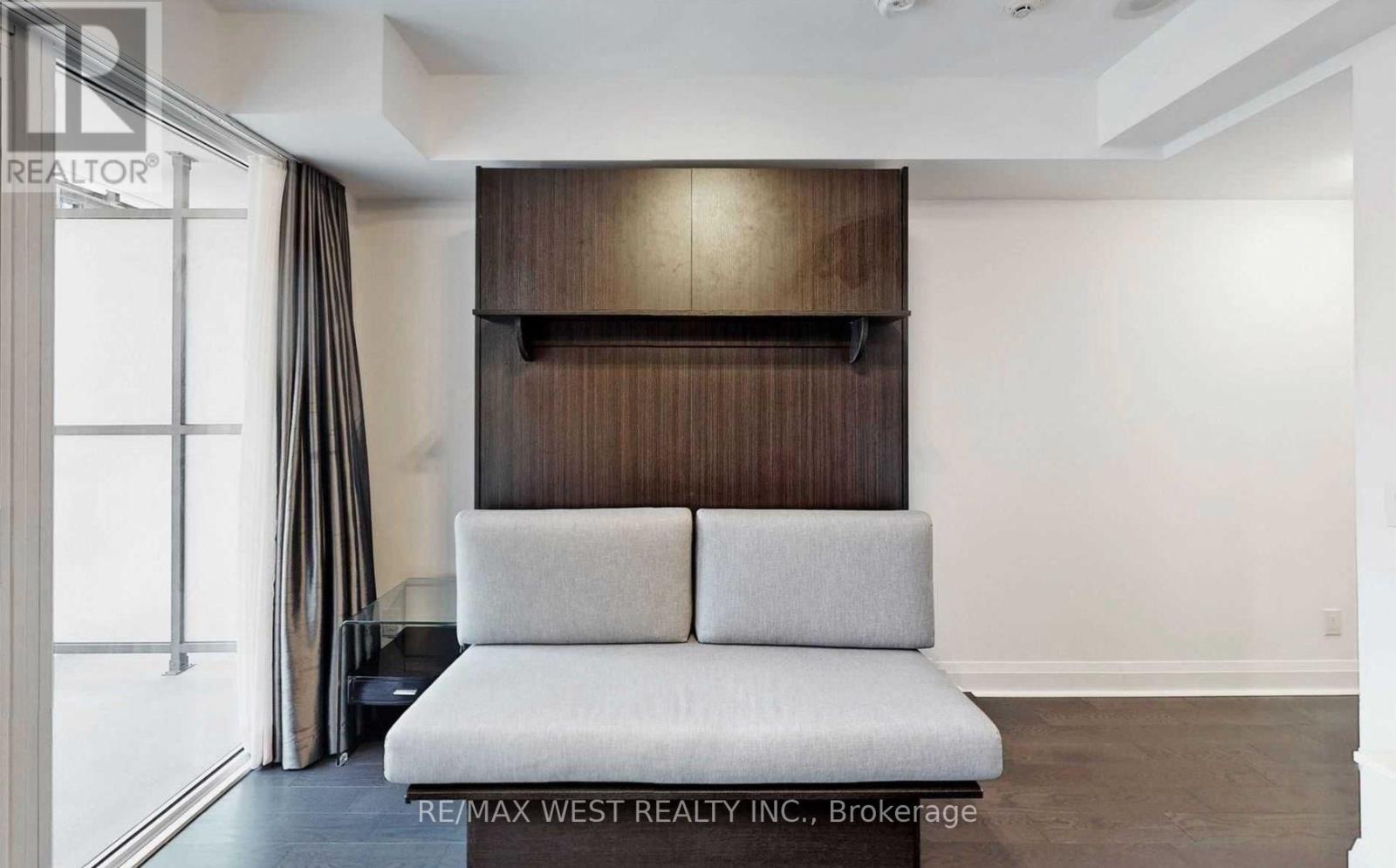 3210 - 65 St Mary Street, Toronto, Ontario  M5S 0A6 - Photo 3 - C12536166