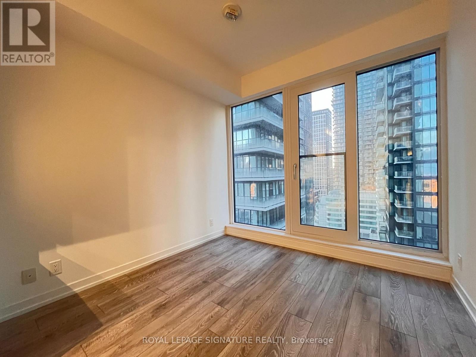 2508 - 55 Mercer Street, Toronto, Ontario  M5V 0W4 - Photo 5 - C12536170