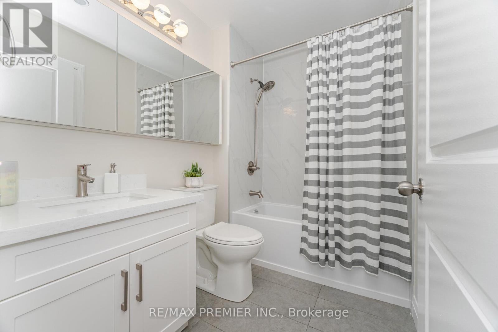 717 - 1005 King Street W, Toronto, Ontario  M6K 3M8 - Photo 17 - C12536196