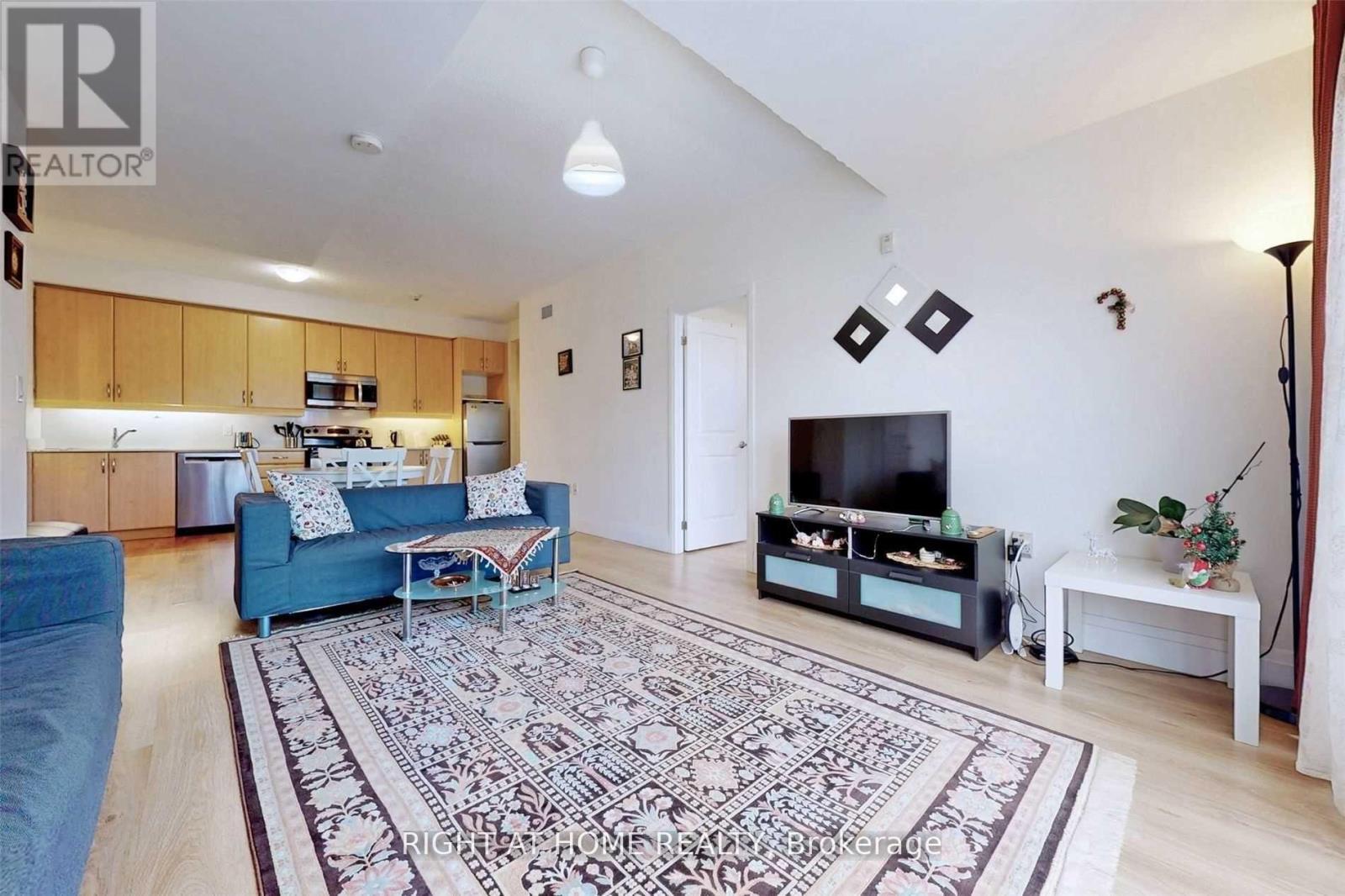 301 - 222 Finch Avenue W, Toronto, Ontario  M2R 1M6 - Photo 2 - C12536216