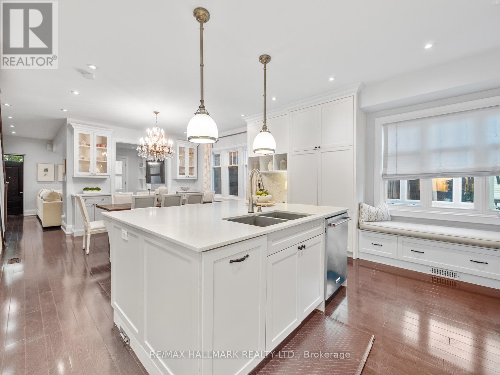 113 Melrose Avenue, Toronto, Ontario  M5M 1Y8 - Photo 14 - C12536288