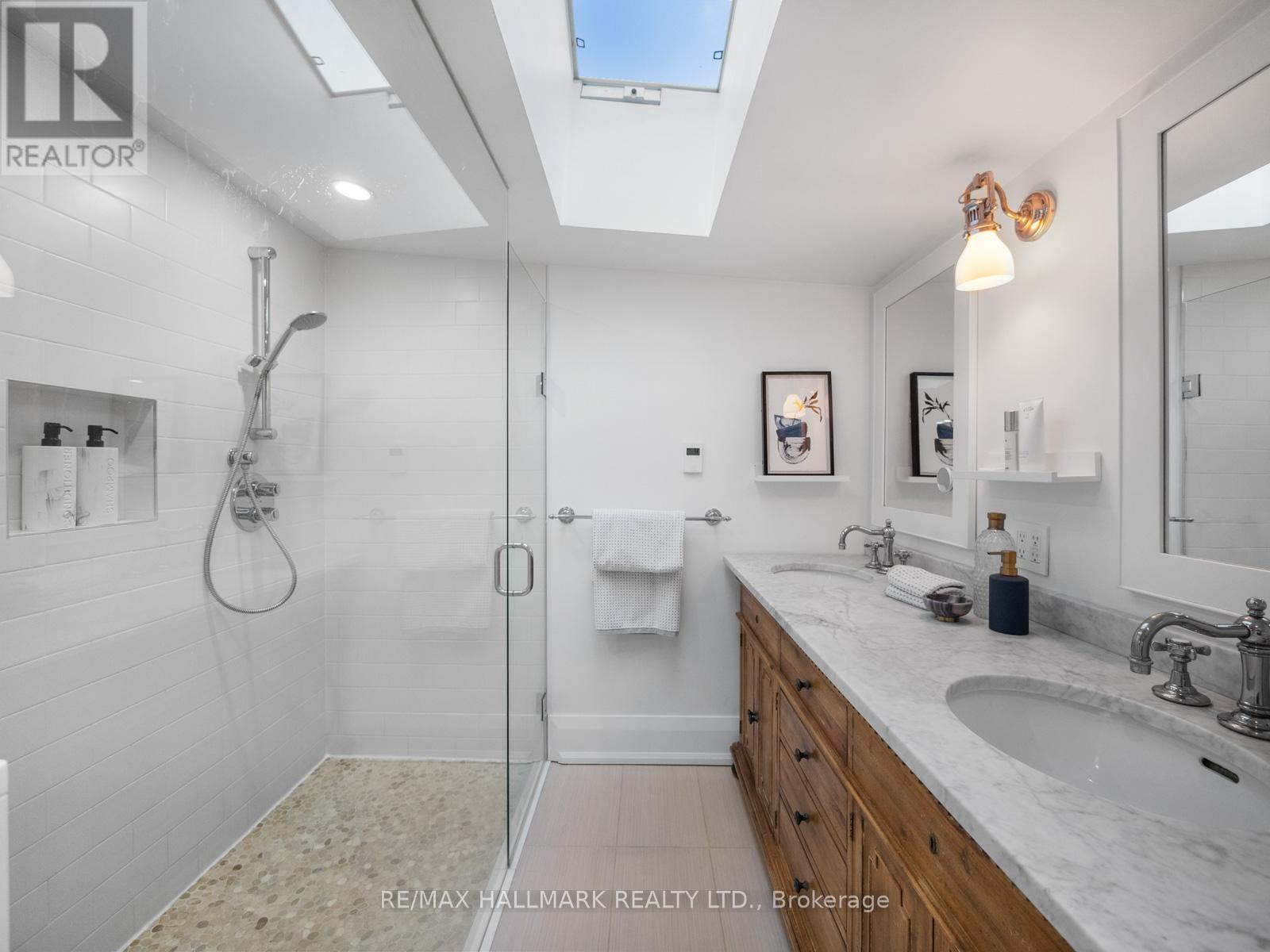 113 Melrose Avenue, Toronto, Ontario  M5M 1Y8 - Photo 34 - C12536288