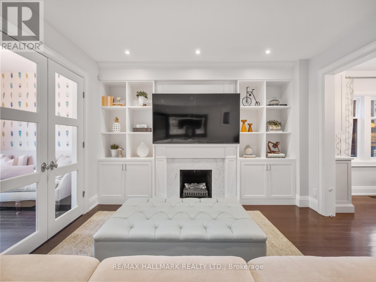 113 Melrose Avenue, Toronto, Ontario  M5M 1Y8 - Photo 5 - C12536288