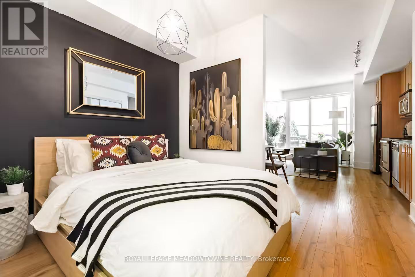 210 - 560 Front Street W, Toronto, Ontario  M5V 1C1 - Photo 15 - C12536342