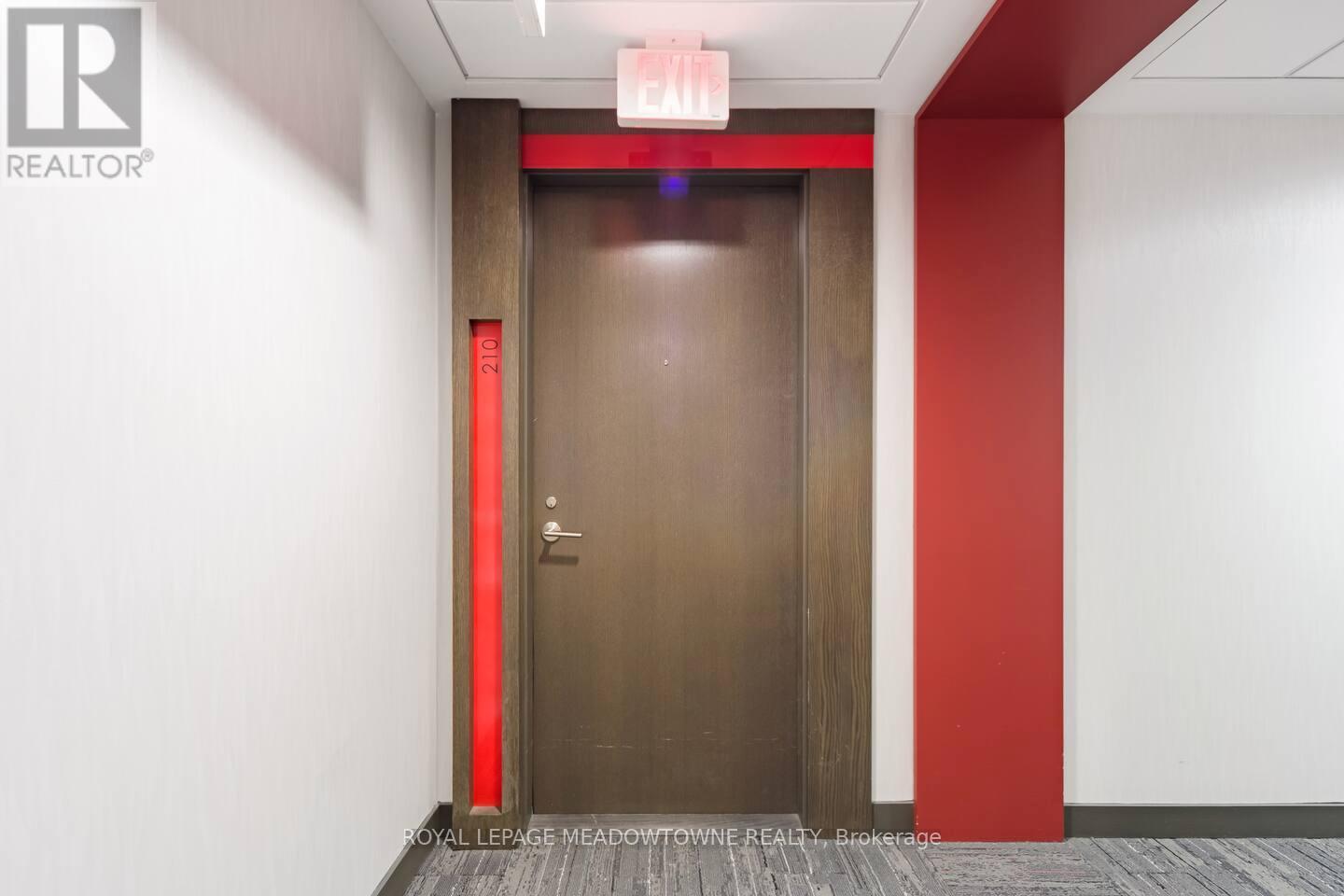 210 - 560 Front Street W, Toronto, Ontario  M5V 1C1 - Photo 4 - C12536342