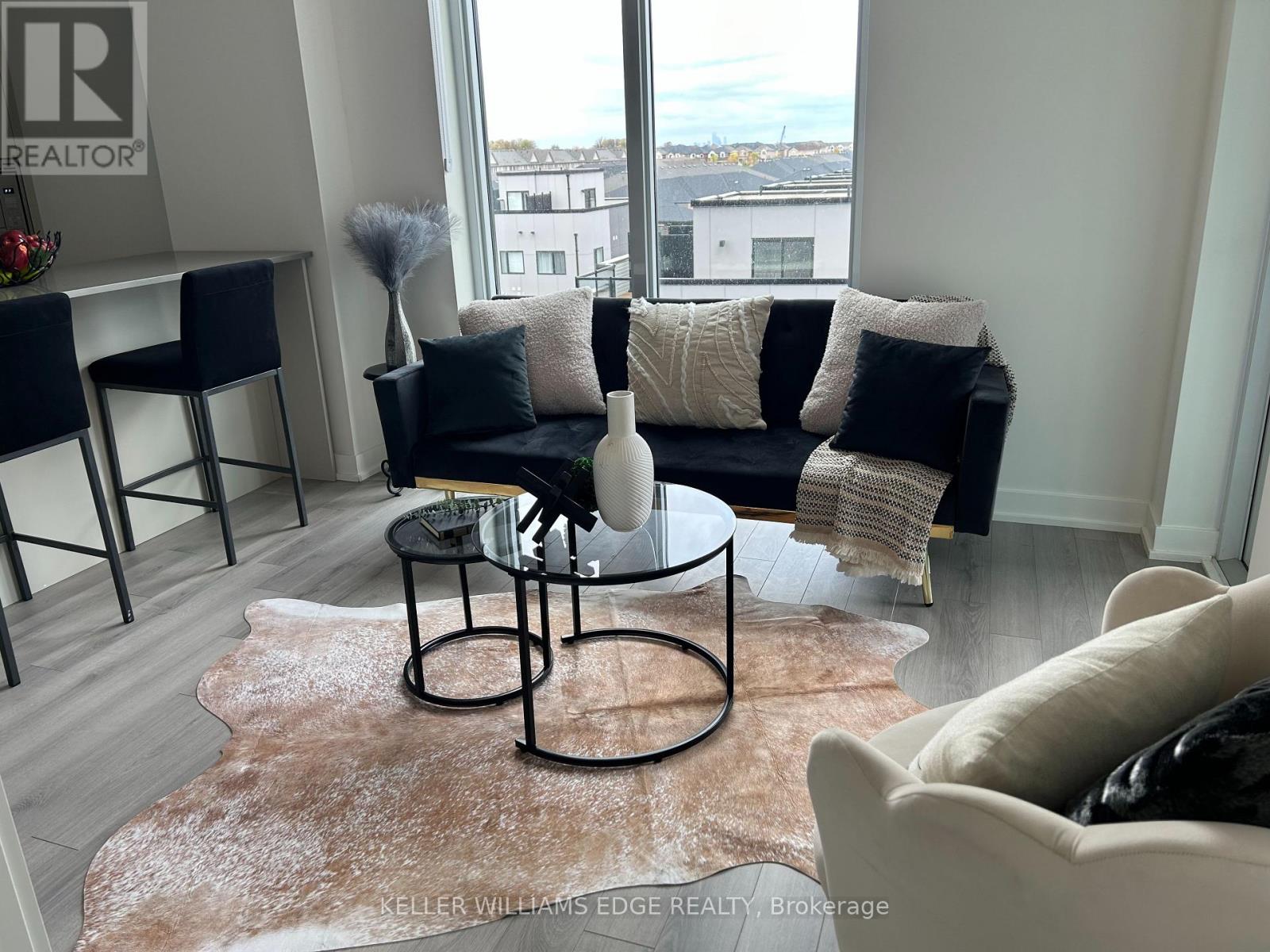 510 - 3079 Trafalgar Road, Oakville, Ontario  L6H 7B9 - Photo 5 - W12479630