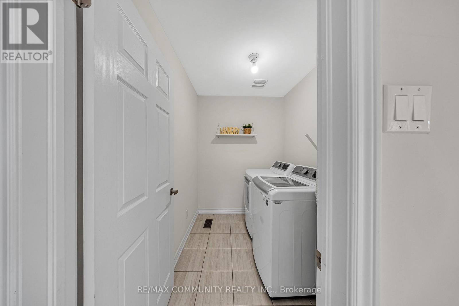 2455 Hibiscus Drive, Pickering, Ontario  L1X 0H1 - Photo 37 - E12536048