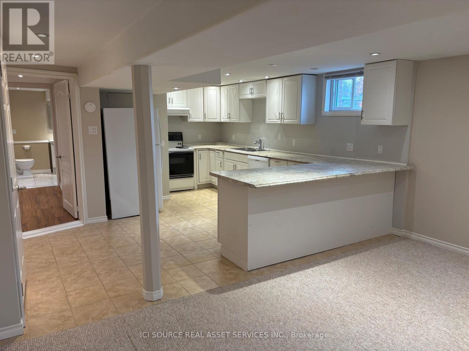 B - 474 Arnhem Drive, Oshawa, Ontario  L1G 2J5 - Photo 3 - E12536100