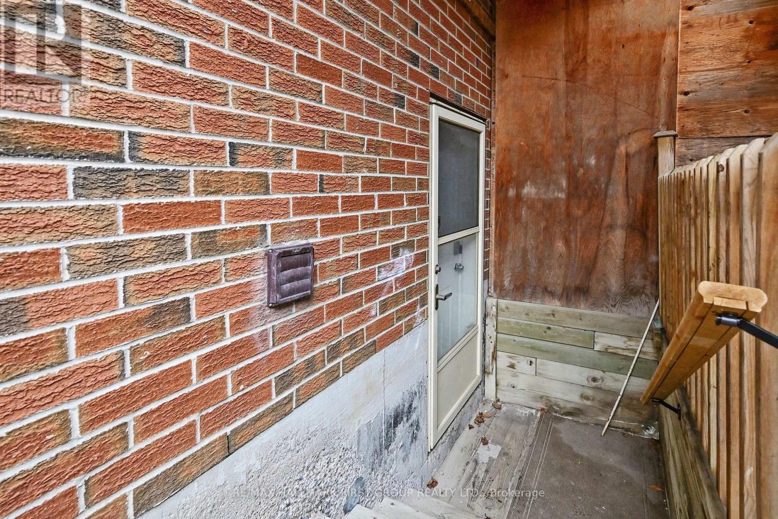 1 Bramwell Drive, Ajax, Ontario  L1S 5L1 - Photo 21 - E12536174