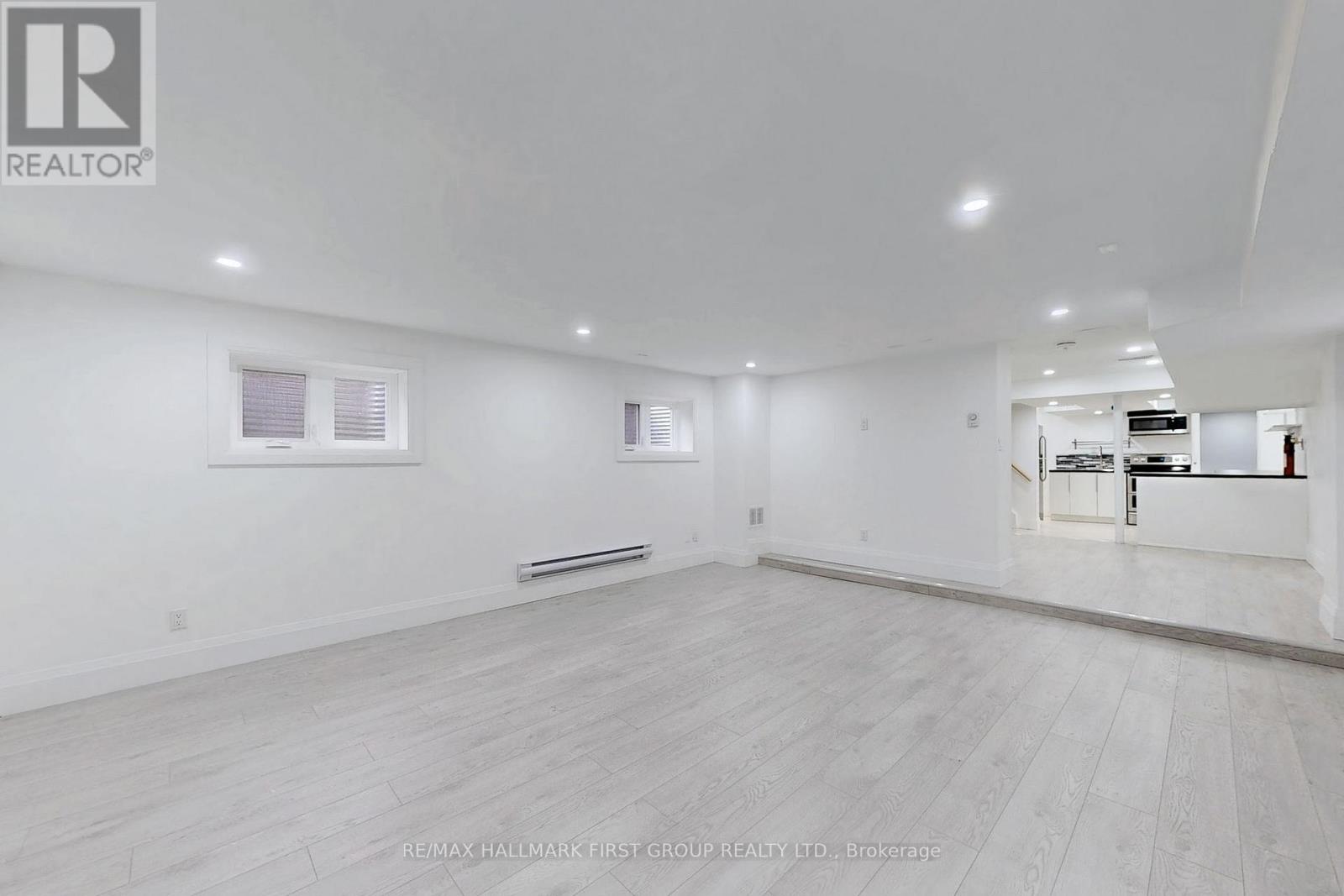 1 Bramwell Drive, Ajax, Ontario  L1S 5L1 - Photo 5 - E12536174