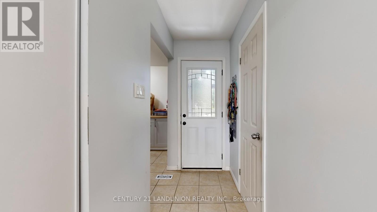 132 Silver Springs Boulevard, Toronto, Ontario  M1V 1N1 - Photo 14 - E12536284